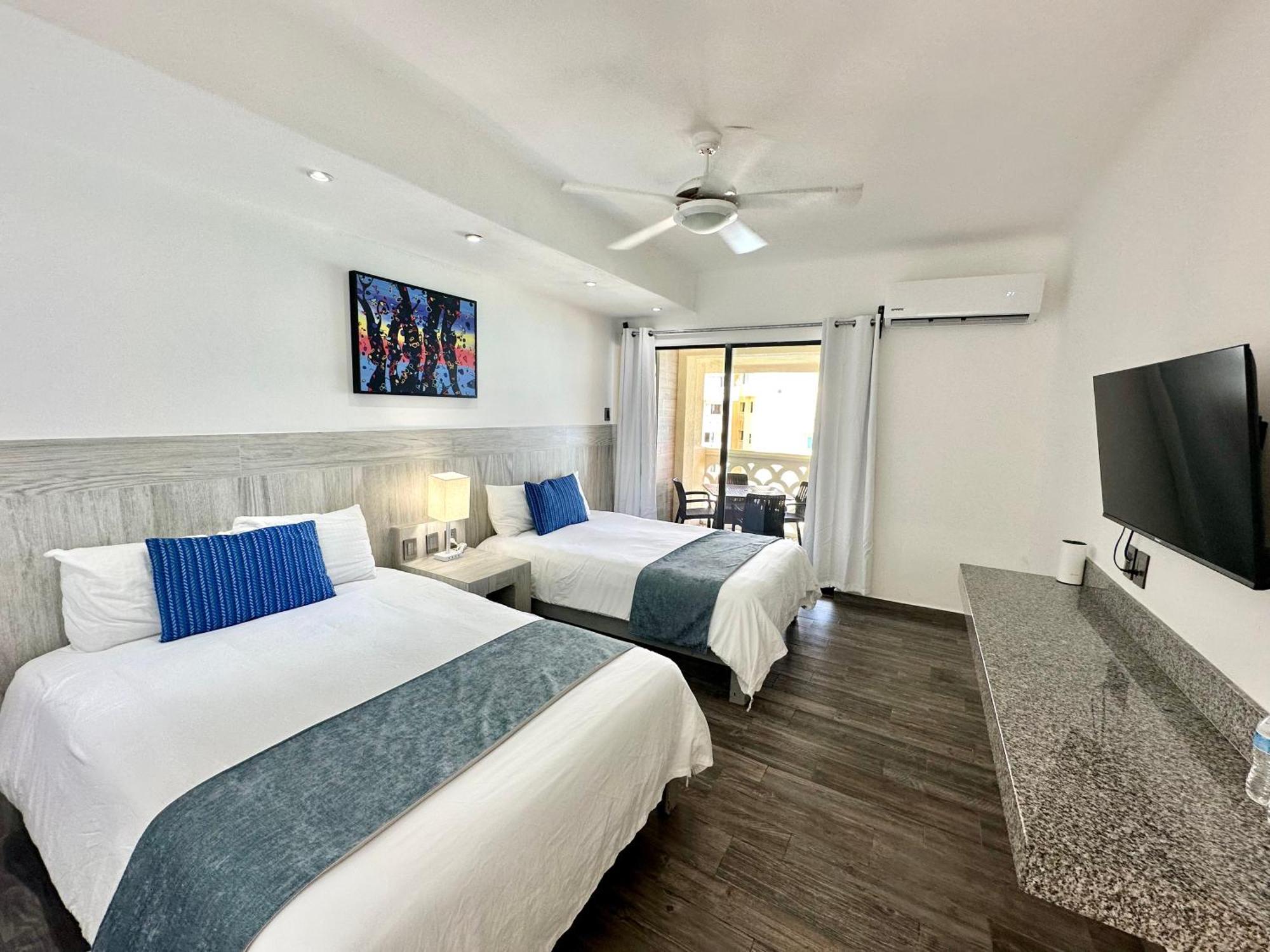 Cancun Plaza - Best Beach Екстер'єр фото