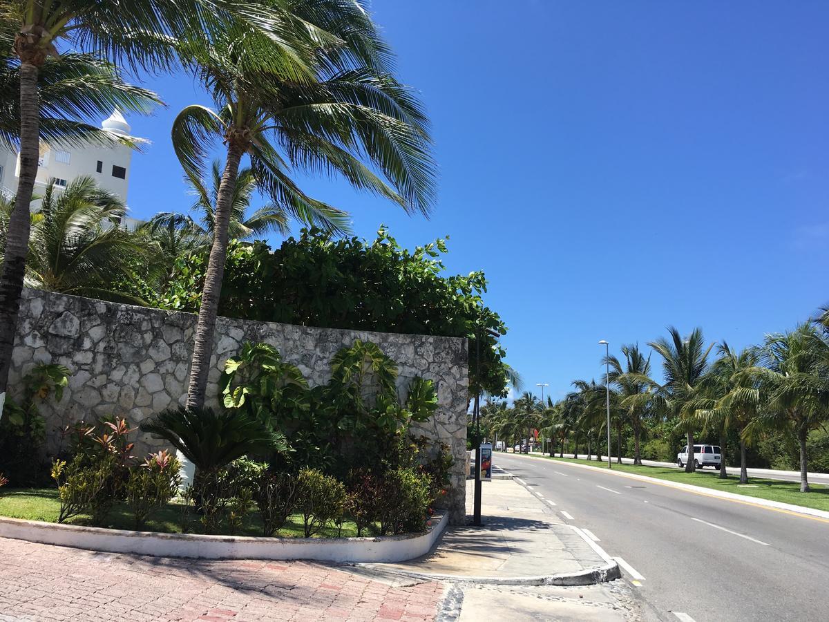 Cancun Plaza - Best Beach Екстер'єр фото