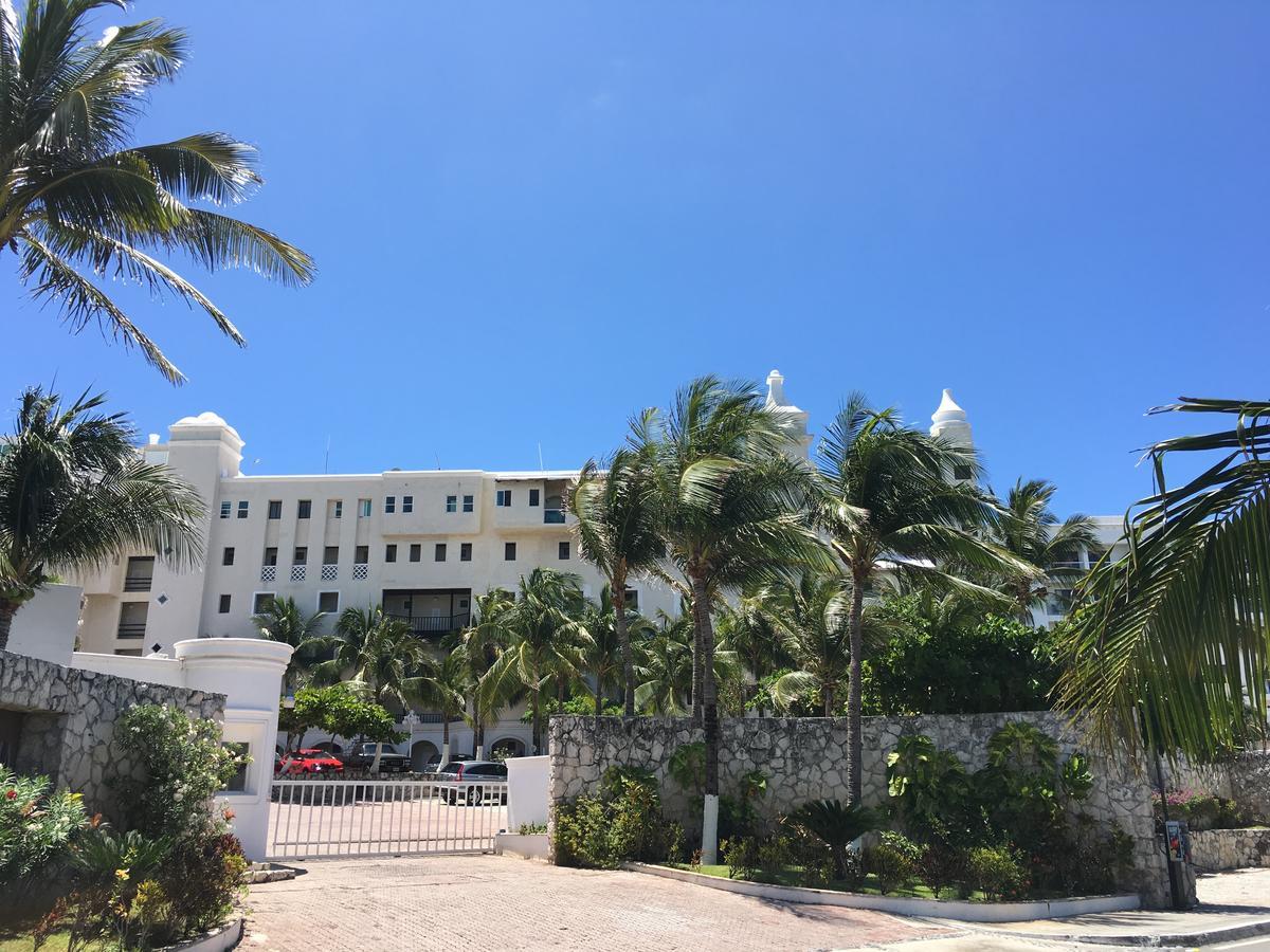 Cancun Plaza - Best Beach Екстер'єр фото